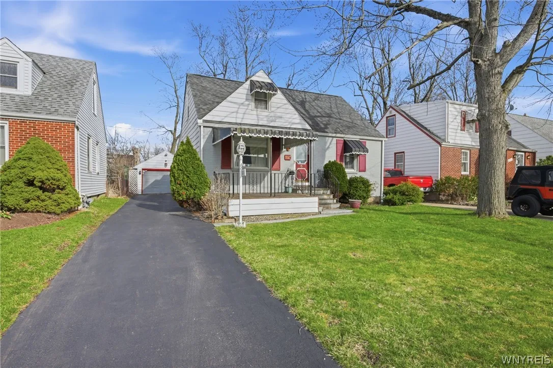 221 Edgewood Avenue, Tonawanda, New York 14223, Tonawanda, New York 14223, 4 Bedrooms Bedrooms, 7 Rooms Rooms,2 BathroomsBathrooms,Residential,For Sale,221 Edgewood Avenue, Tonawanda, New York 14223,0,B1671077