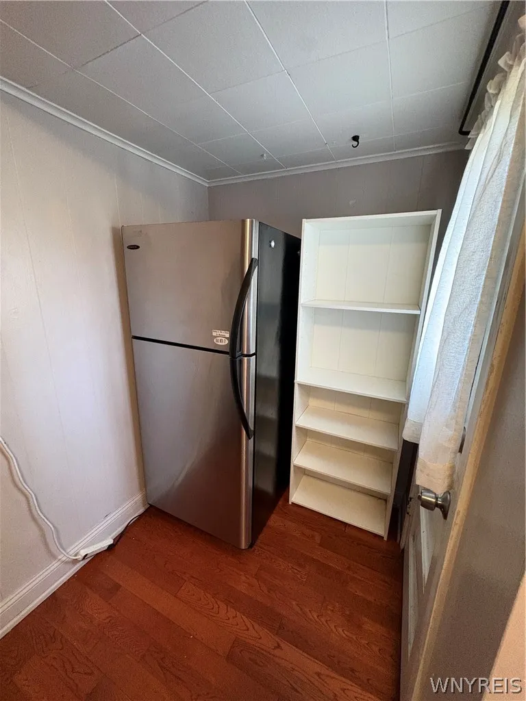 57 Abbottsford Place, Buffalo, New York 14213, Buffalo, New York 14213, 2 Bedrooms Bedrooms, 6 Rooms Rooms,1 BathroomBathrooms,Residential Lease,For Rent,57 Abbottsford Place, Buffalo, New York 14213,0,B1671613