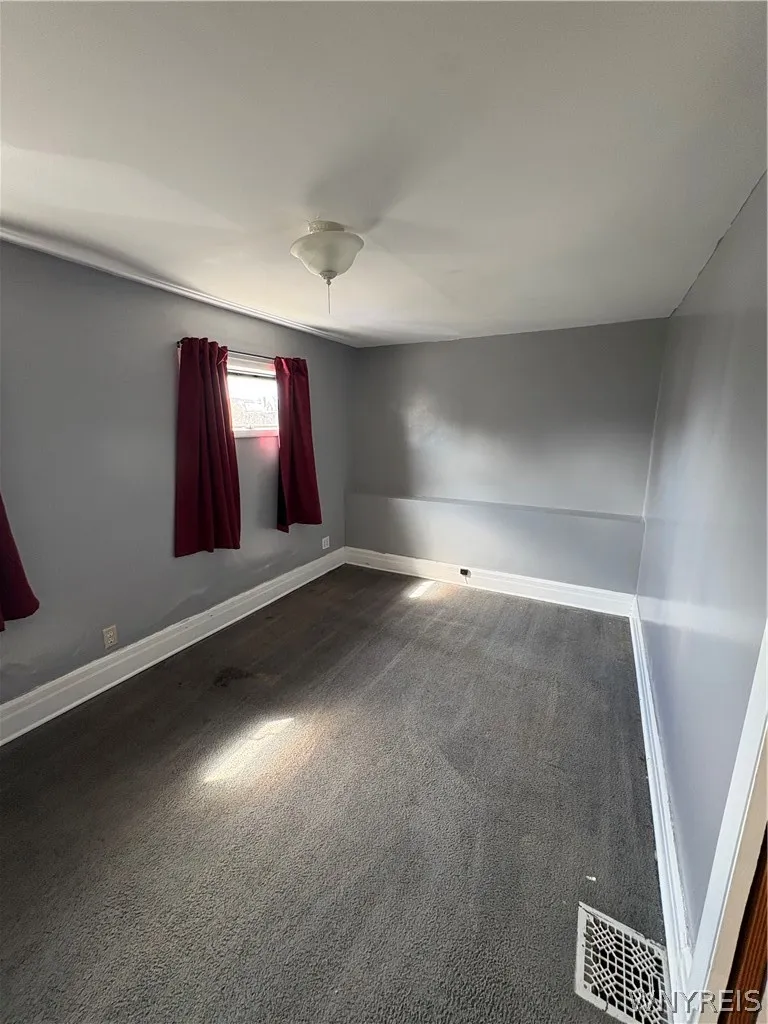 57 Abbottsford Place, Buffalo, New York 14213, Buffalo, New York 14213, 2 Bedrooms Bedrooms, 6 Rooms Rooms,1 BathroomBathrooms,Residential Lease,For Rent,57 Abbottsford Place, Buffalo, New York 14213,0,B1671613