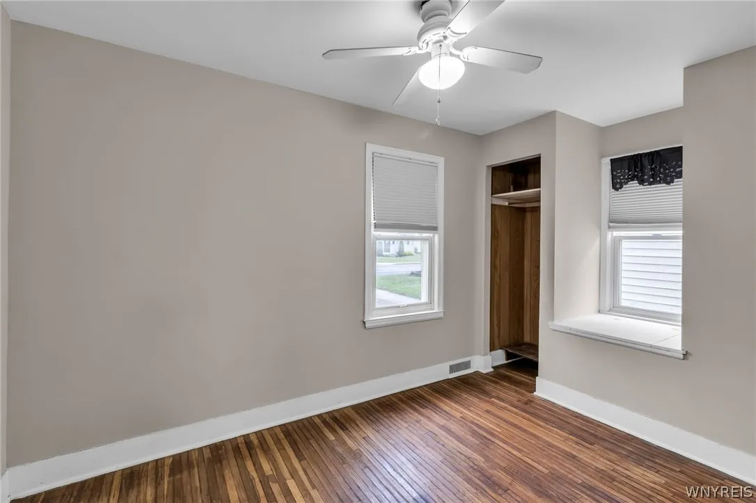 235 Knox Avenue, West Seneca, New York 14224, West Seneca, New York 14224, 2 Bedrooms Bedrooms, 6 Rooms Rooms,1 BathroomBathrooms,Residential,For Sale,235 Knox Avenue, West Seneca, New York 14224,0,B1670695