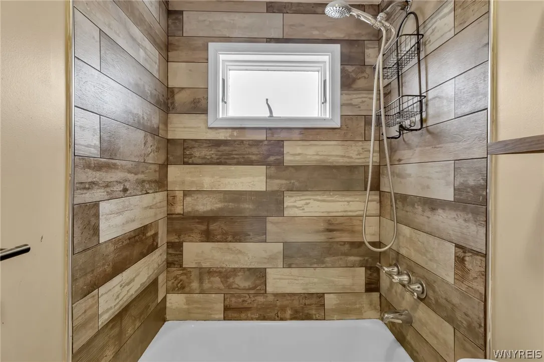 235 Knox Avenue, West Seneca, New York 14224, West Seneca, New York 14224, 2 Bedrooms Bedrooms, 6 Rooms Rooms,1 BathroomBathrooms,Residential,For Sale,235 Knox Avenue, West Seneca, New York 14224,0,B1670695