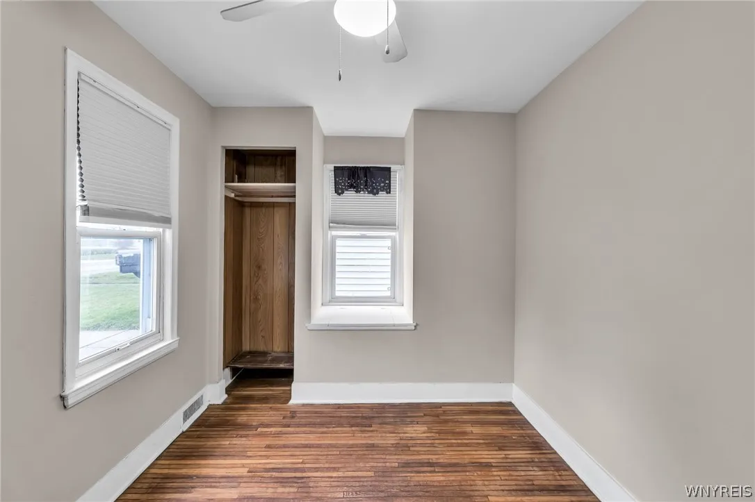 235 Knox Avenue, West Seneca, New York 14224, West Seneca, New York 14224, 2 Bedrooms Bedrooms, 6 Rooms Rooms,1 BathroomBathrooms,Residential,For Sale,235 Knox Avenue, West Seneca, New York 14224,0,B1670695