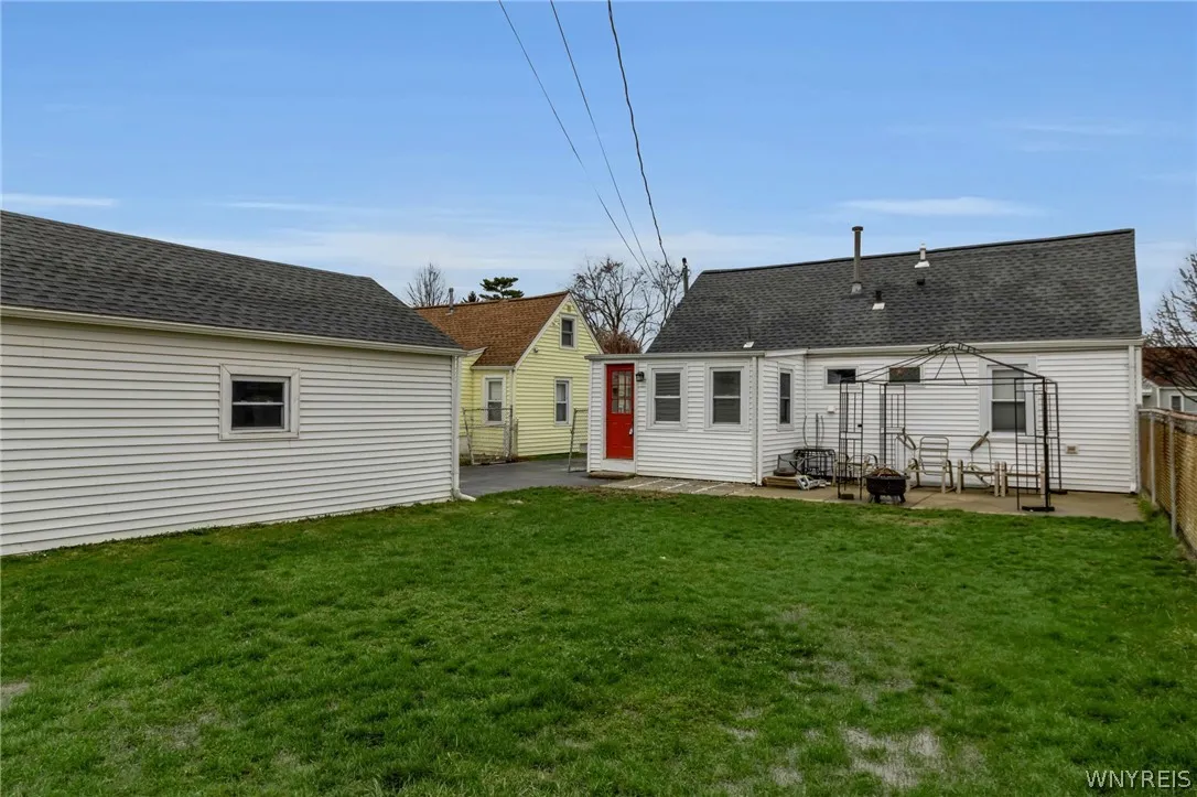 235 Knox Avenue, West Seneca, New York 14224, West Seneca, New York 14224, 2 Bedrooms Bedrooms, 6 Rooms Rooms,1 BathroomBathrooms,Residential,For Sale,235 Knox Avenue, West Seneca, New York 14224,0,B1670695