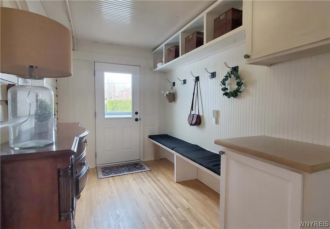 6097 Eckhardt Road, Hamburg, New York 14085, Hamburg, New York 14085, 4 Bedrooms Bedrooms, 13 Rooms Rooms,2 BathroomsBathrooms,Residential,For Sale,6097 Eckhardt Road, Hamburg, New York 14085,0,B1671467