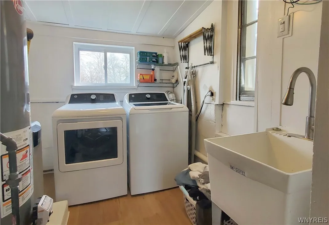 6097 Eckhardt Road, Hamburg, New York 14085, Hamburg, New York 14085, 4 Bedrooms Bedrooms, 13 Rooms Rooms,2 BathroomsBathrooms,Residential,For Sale,6097 Eckhardt Road, Hamburg, New York 14085,0,B1671467