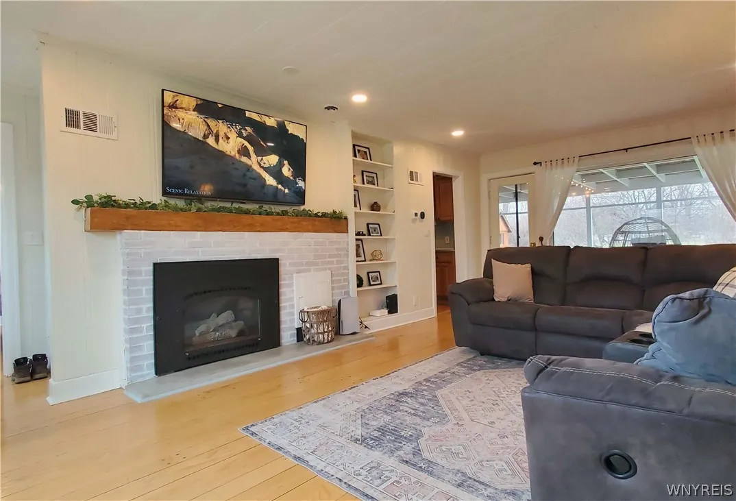 6097 Eckhardt Road, Hamburg, New York 14085, Hamburg, New York 14085, 4 Bedrooms Bedrooms, 13 Rooms Rooms,2 BathroomsBathrooms,Residential,For Sale,6097 Eckhardt Road, Hamburg, New York 14085,0,B1671467