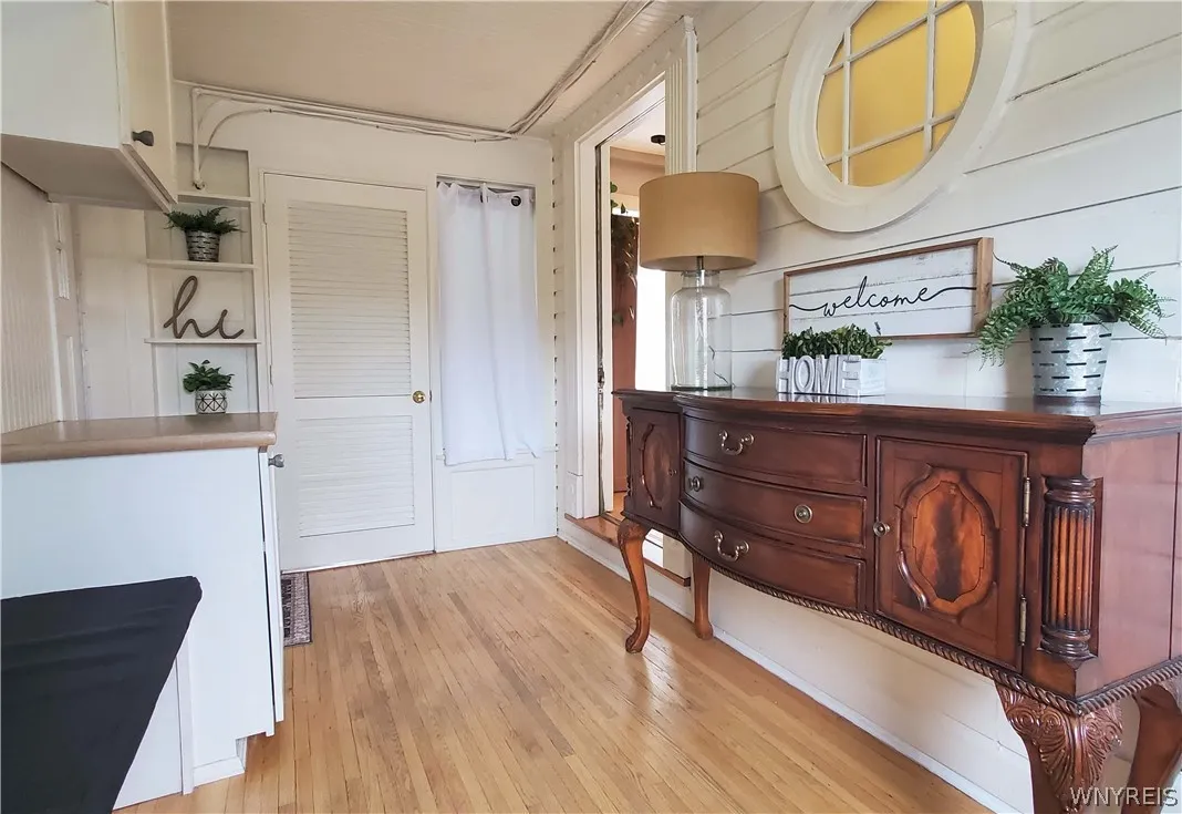 6097 Eckhardt Road, Hamburg, New York 14085, Hamburg, New York 14085, 4 Bedrooms Bedrooms, 13 Rooms Rooms,2 BathroomsBathrooms,Residential,For Sale,6097 Eckhardt Road, Hamburg, New York 14085,0,B1671467