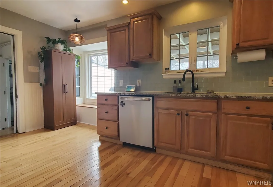 6097 Eckhardt Road, Hamburg, New York 14085, Hamburg, New York 14085, 4 Bedrooms Bedrooms, 13 Rooms Rooms,2 BathroomsBathrooms,Residential,For Sale,6097 Eckhardt Road, Hamburg, New York 14085,0,B1671467