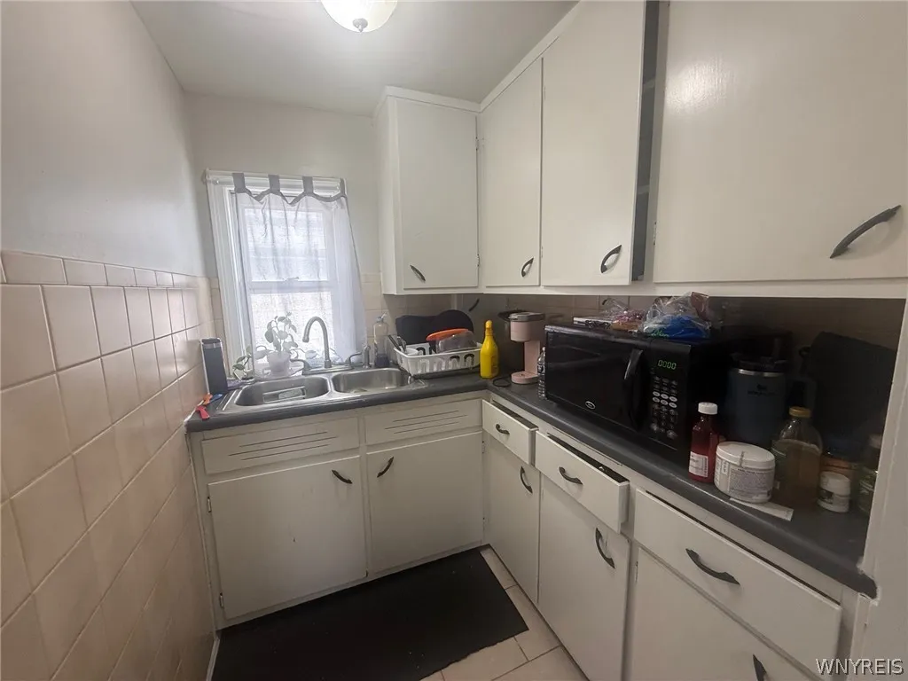 29 Melrose Street, Buffalo, New York 14220, Buffalo, New York 14220, 4 Bedrooms Bedrooms, ,2 BathroomsBathrooms,Residential,For Sale,29 Melrose Street, Buffalo, New York 14220,0,B1671698