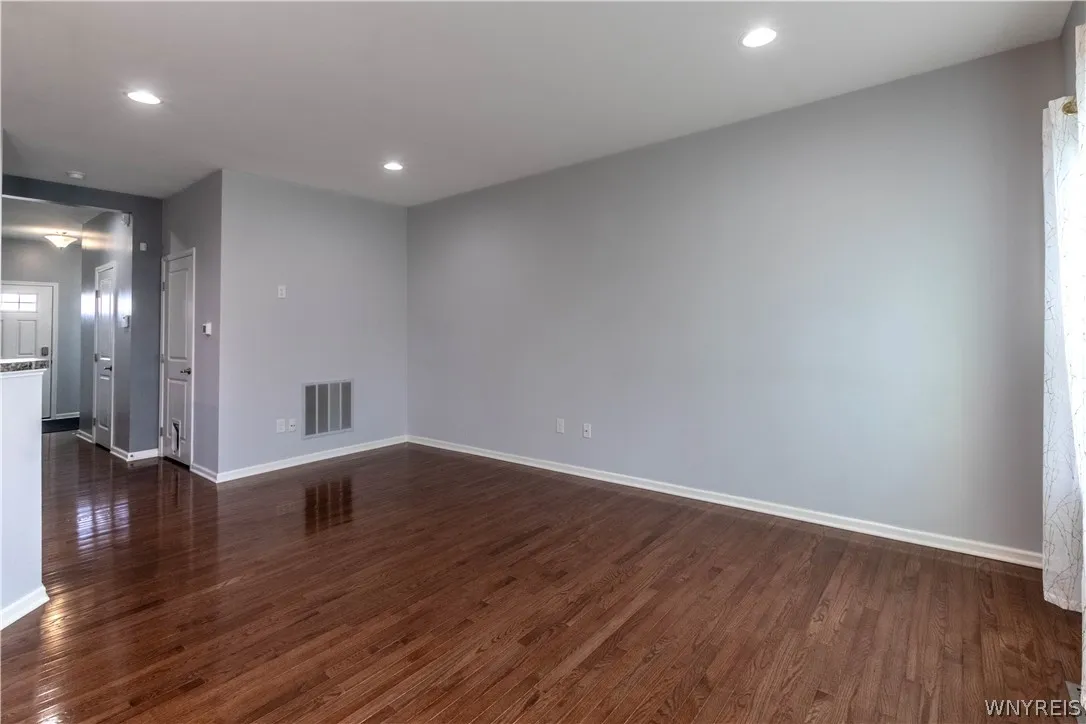 4205 Arthur Court, Hamburg, New York 14075, Hamburg, New York 14075, 3 Bedrooms Bedrooms, 9 Rooms Rooms,2 BathroomsBathrooms,Residential,For Sale,4205 Arthur Court, Hamburg, New York 14075,0,B1668752