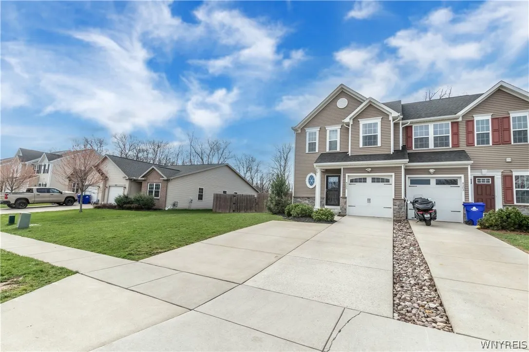 4205 Arthur Court, Hamburg, New York 14075, Hamburg, New York 14075, 3 Bedrooms Bedrooms, 9 Rooms Rooms,2 BathroomsBathrooms,Residential,For Sale,4205 Arthur Court, Hamburg, New York 14075,0,B1668752