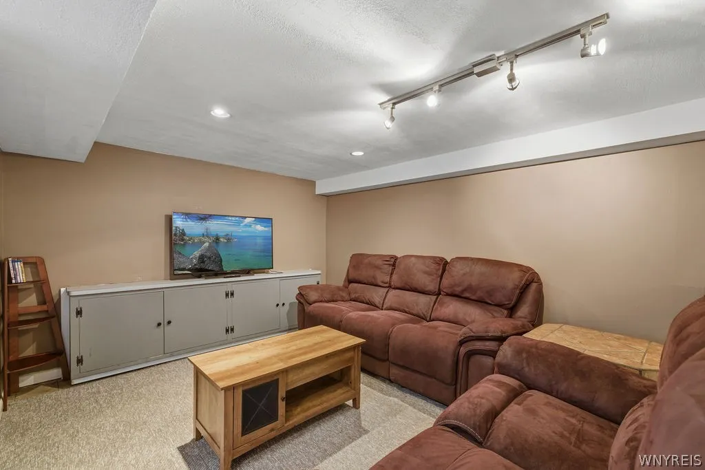 3161 Durham Road, Hamburg, New York 14075, Hamburg, New York 14075, 3 Bedrooms Bedrooms, 8 Rooms Rooms,1 BathroomBathrooms,Residential,For Sale,3161 Durham Road, Hamburg, New York 14075,0,B1670869