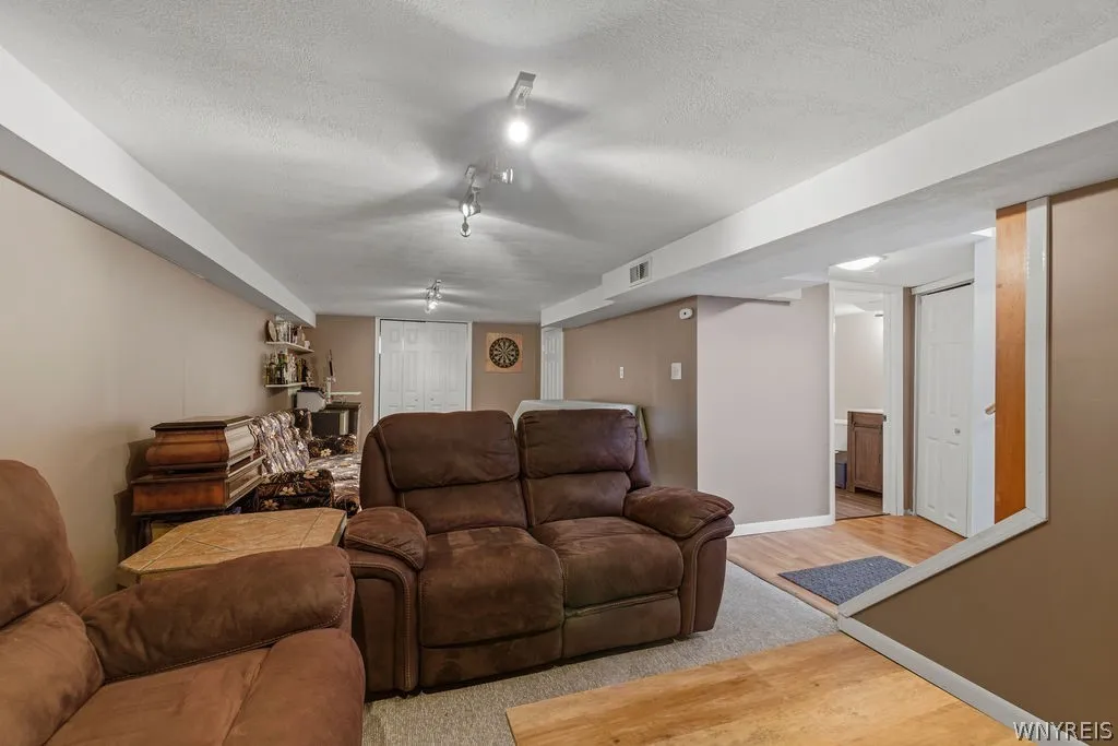 3161 Durham Road, Hamburg, New York 14075, Hamburg, New York 14075, 3 Bedrooms Bedrooms, 8 Rooms Rooms,1 BathroomBathrooms,Residential,For Sale,3161 Durham Road, Hamburg, New York 14075,0,B1670869