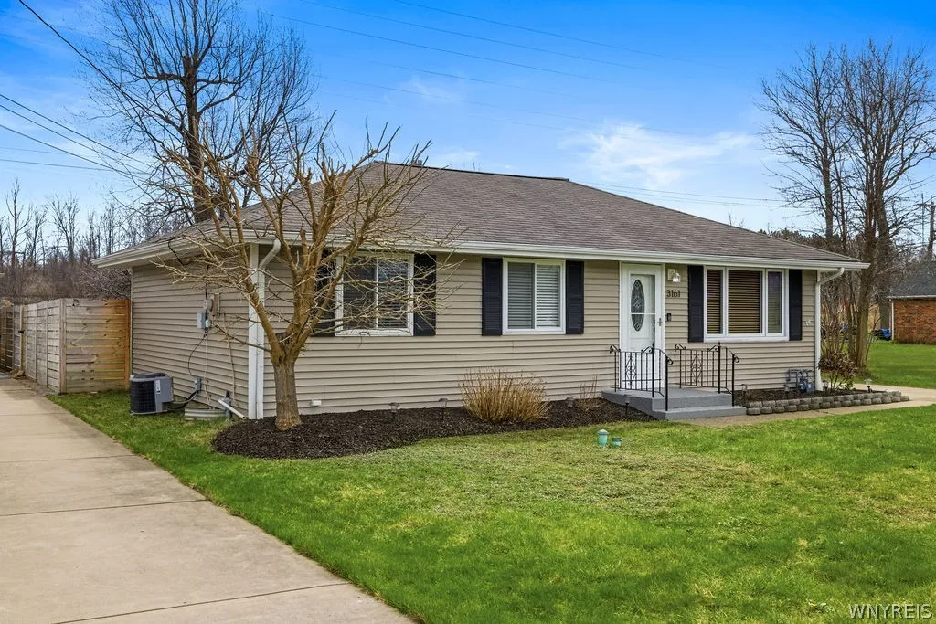 3161 Durham Road, Hamburg, New York 14075, Hamburg, New York 14075, 3 Bedrooms Bedrooms, 8 Rooms Rooms,1 BathroomBathrooms,Residential,For Sale,3161 Durham Road, Hamburg, New York 14075,0,B1670869