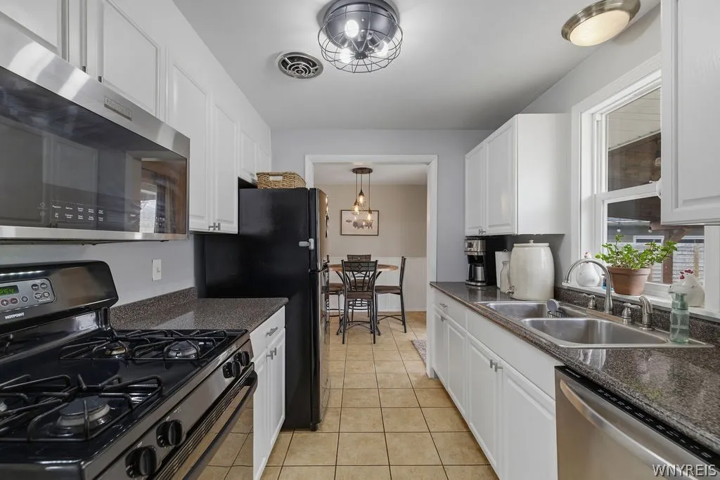3161 Durham Road, Hamburg, New York 14075, Hamburg, New York 14075, 3 Bedrooms Bedrooms, 8 Rooms Rooms,1 BathroomBathrooms,Residential,For Sale,3161 Durham Road, Hamburg, New York 14075,0,B1670869