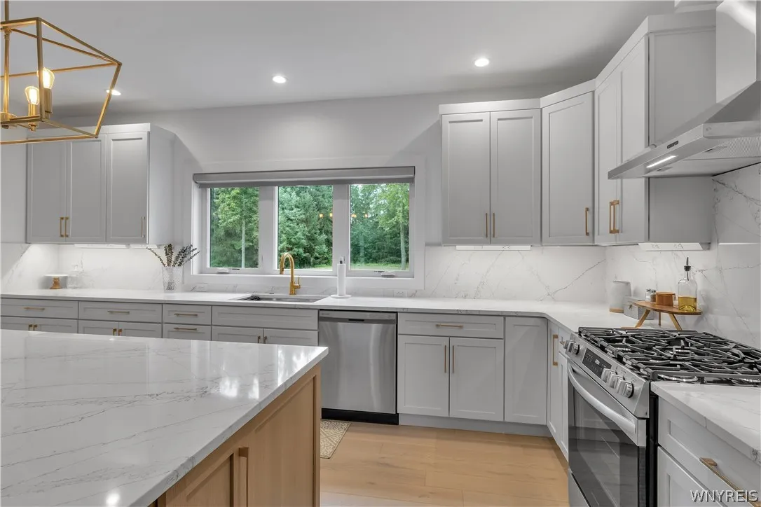 799 Casey Road, Amherst, New York 14051, Amherst, New York 14051, 3 Bedrooms Bedrooms, 7 Rooms Rooms,3 BathroomsBathrooms,Residential,For Sale,799 Casey Road, Amherst, New York 14051,0,B1671646