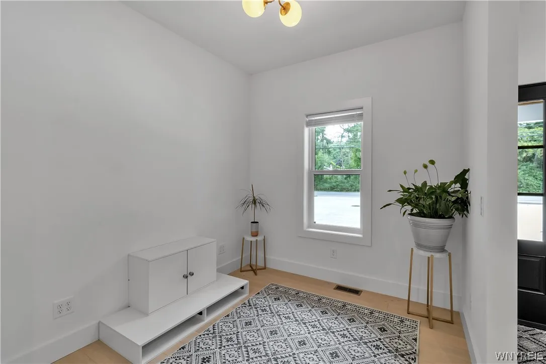799 Casey Road, Amherst, New York 14051, Amherst, New York 14051, 3 Bedrooms Bedrooms, 7 Rooms Rooms,3 BathroomsBathrooms,Residential,For Sale,799 Casey Road, Amherst, New York 14051,0,B1671646
