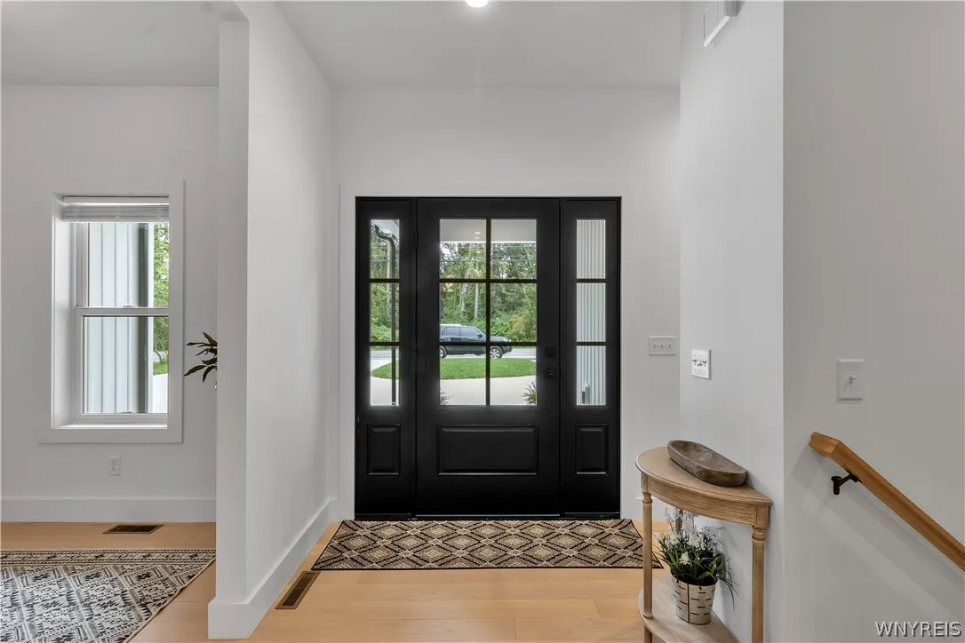 799 Casey Road, Amherst, New York 14051, Amherst, New York 14051, 3 Bedrooms Bedrooms, 7 Rooms Rooms,3 BathroomsBathrooms,Residential,For Sale,799 Casey Road, Amherst, New York 14051,0,B1671646