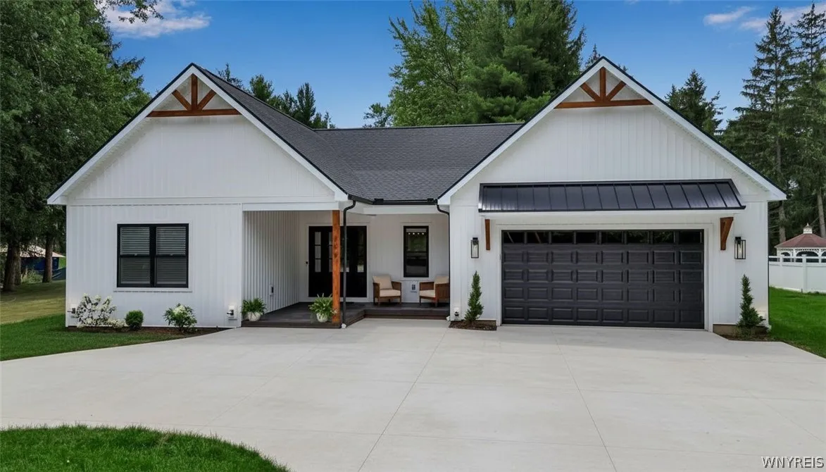 799 Casey Road, Amherst, New York 14051, Amherst, New York 14051, 3 Bedrooms Bedrooms, 7 Rooms Rooms,3 BathroomsBathrooms,Residential,For Sale,799 Casey Road, Amherst, New York 14051,0,B1671646