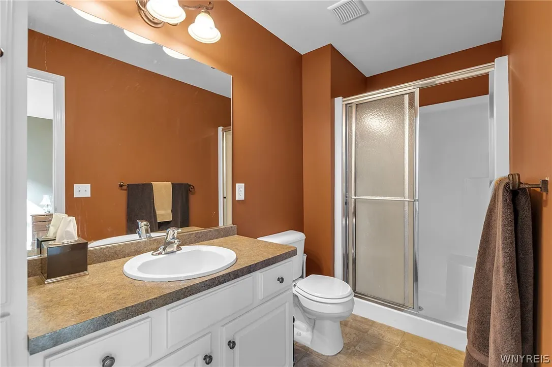 Primary Bedroom Bathroom