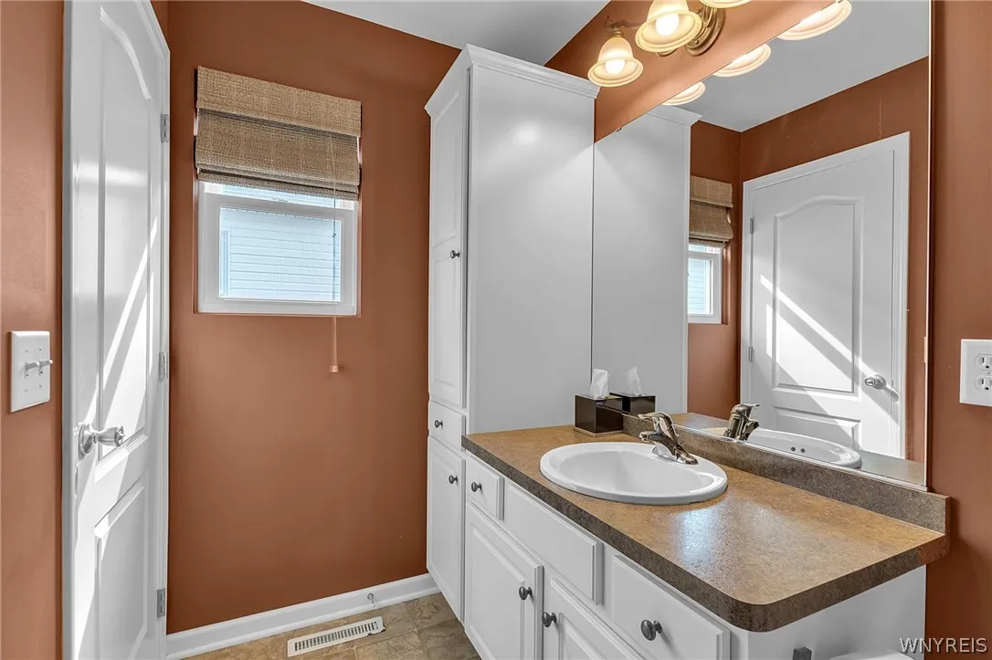 Primary Bedroom Bathroom