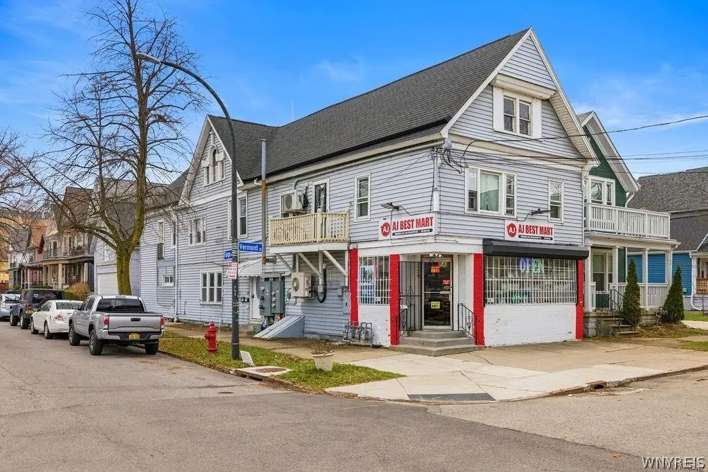 139 Vermont Street, Buffalo, New York 14213, Buffalo, New York 14213, 8 Bedrooms Bedrooms, ,3 BathroomsBathrooms,Residential,For Sale,139 Vermont Street, Buffalo, New York 14213,0,B1671777