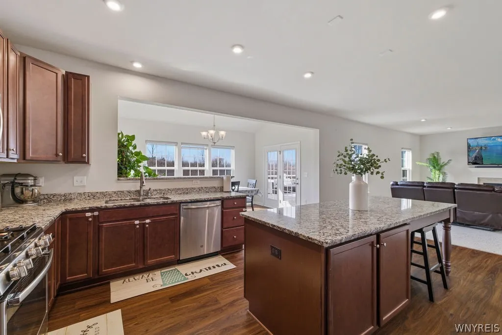 370 Quarry Run, Grand Island, New York 14072, Grand Island, New York 14072, 4 Bedrooms Bedrooms, 11 Rooms Rooms,2 BathroomsBathrooms,Residential,For Sale,370 Quarry Run, Grand Island, New York 14072,0,B1671645