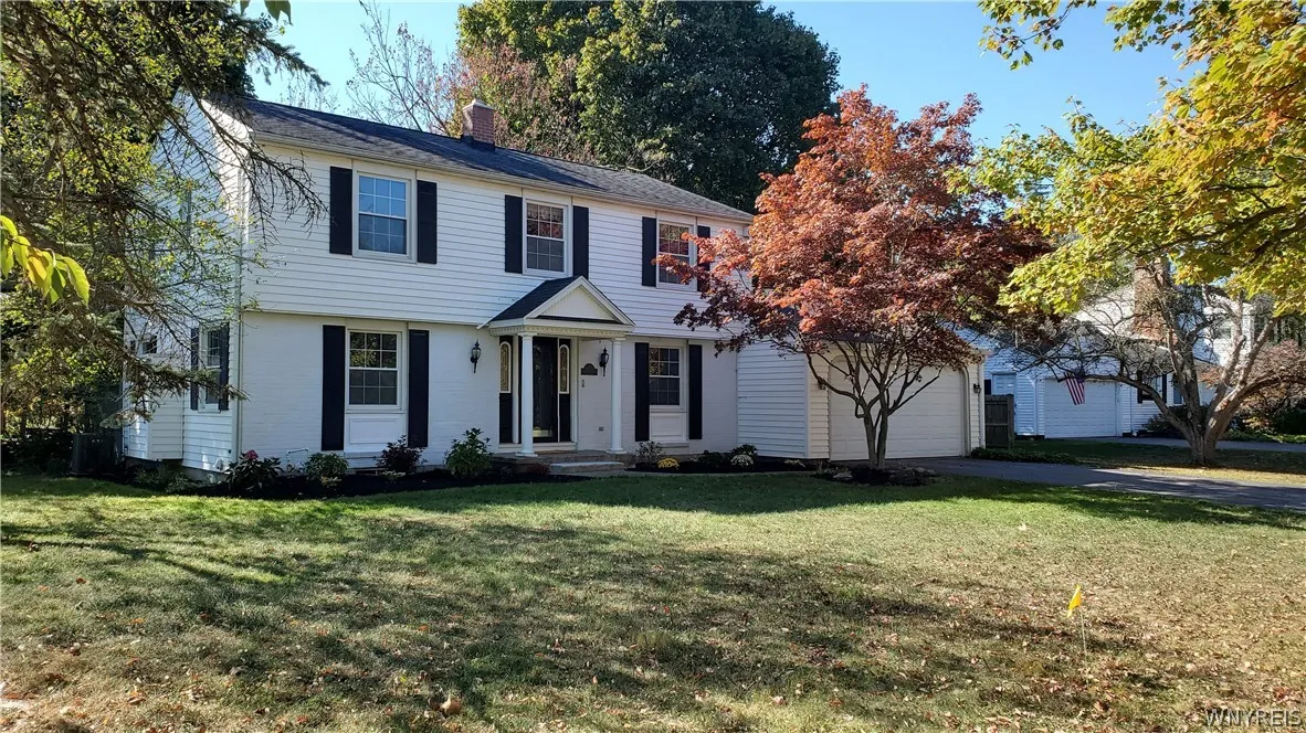 10151 Pineledge Drive South, Clarence, New York 14, Clarence, New York 14031, 3 Bedrooms Bedrooms, 8 Rooms Rooms,2 BathroomsBathrooms,Residential,For Sale,10151 Pineledge Drive South, Clarence, New York 14,0,B1670389