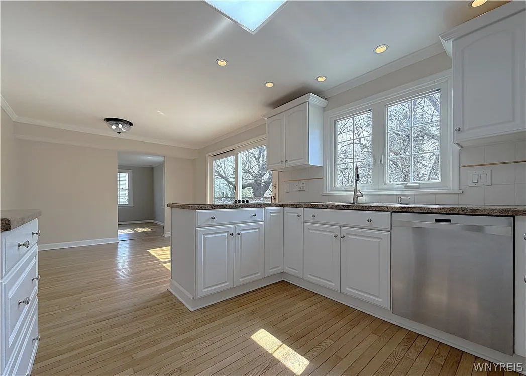 10151 Pineledge Drive South, Clarence, New York 14, Clarence, New York 14031, 3 Bedrooms Bedrooms, 8 Rooms Rooms,2 BathroomsBathrooms,Residential,For Sale,10151 Pineledge Drive South, Clarence, New York 14,0,B1670389