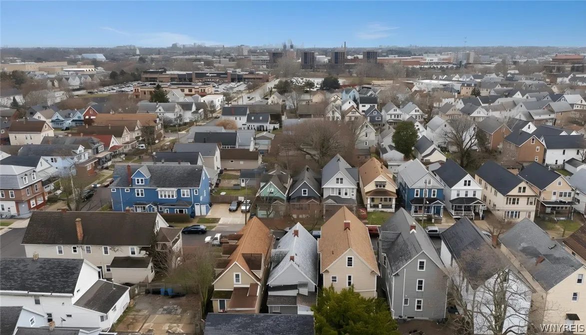 212 Grote Street, Buffalo, New York 14207, Buffalo, New York 14207, 4 Bedrooms Bedrooms, 8 Rooms Rooms,2 BathroomsBathrooms,Residential,For Sale,212 Grote Street, Buffalo, New York 14207,0,B1670824