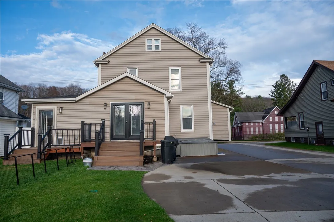 Back side of the house, both back decks are new
