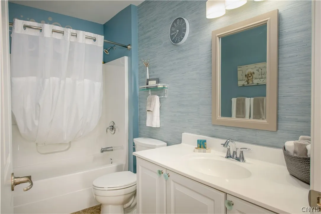 4590 Moonglow Drive, Onondaga, New York 13078, Onondaga, New York 13078, 4 Bedrooms Bedrooms, 8 Rooms Rooms,2 BathroomsBathrooms,Residential,For Sale,4590 Moonglow Drive, Onondaga, New York 13078,0,S1666406