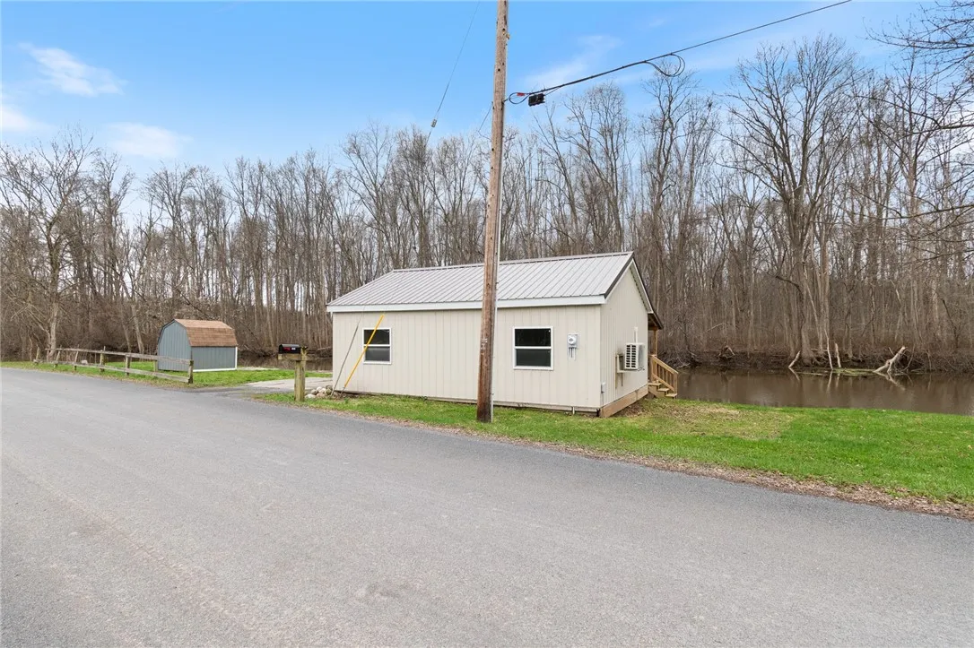 1461 River Road, Galen, New York 14433, Galen, New York 14433, 1 Bedroom Bedrooms, 4 Rooms Rooms,1 BathroomBathrooms,Residential,For Sale,1461 River Road, Galen, New York 14433,0,R1671190