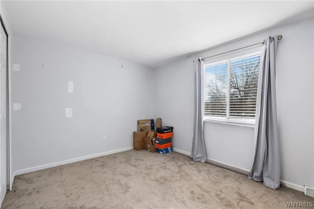 80 Groton Drive 2, Amherst, New York 14228, Amherst, New York 14228, 2 Bedrooms Bedrooms, 6 Rooms Rooms,1 BathroomBathrooms,Residential,For Sale,80 Groton Drive 2, Amherst, New York 14228,0,B1671809