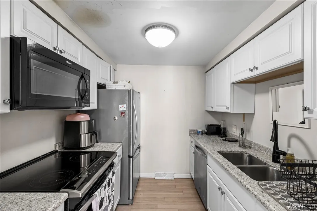 80 Groton Drive 2, Amherst, New York 14228, Amherst, New York 14228, 2 Bedrooms Bedrooms, 6 Rooms Rooms,1 BathroomBathrooms,Residential,For Sale,80 Groton Drive 2, Amherst, New York 14228,0,B1671809