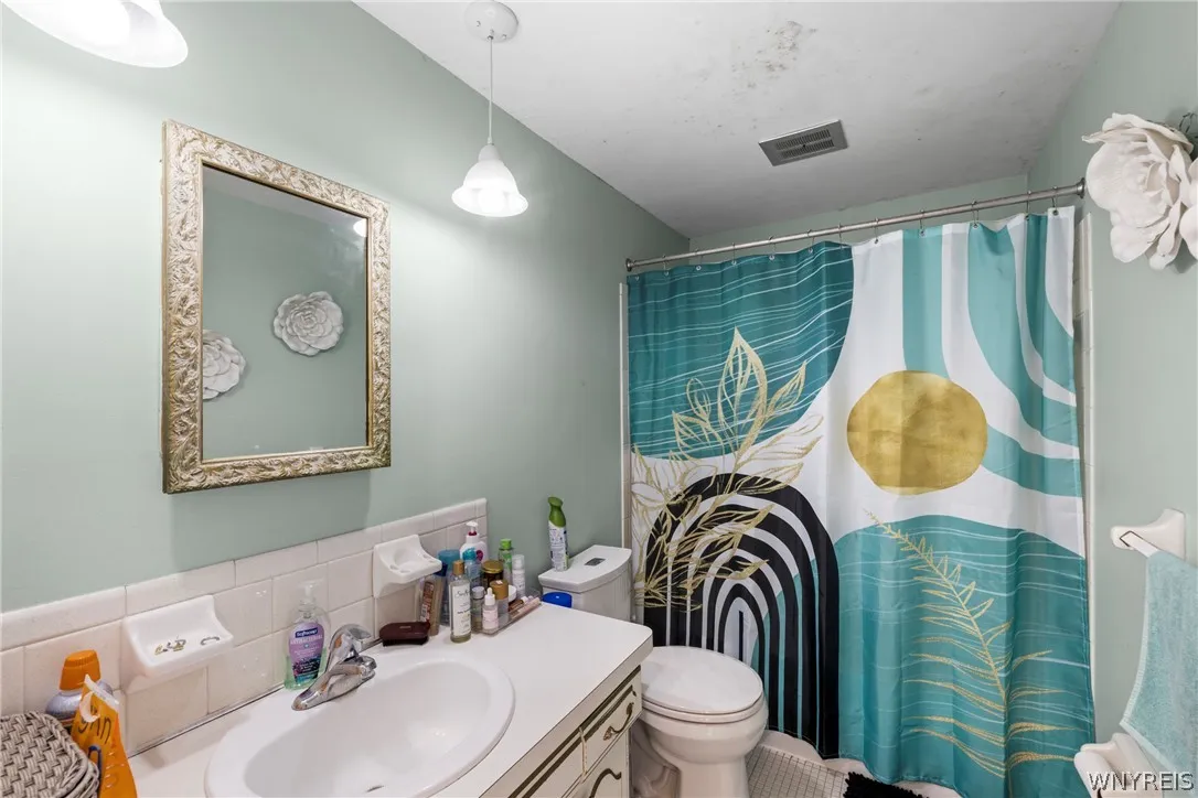 80 Groton Drive 2, Amherst, New York 14228, Amherst, New York 14228, 2 Bedrooms Bedrooms, 6 Rooms Rooms,1 BathroomBathrooms,Residential,For Sale,80 Groton Drive 2, Amherst, New York 14228,0,B1671809