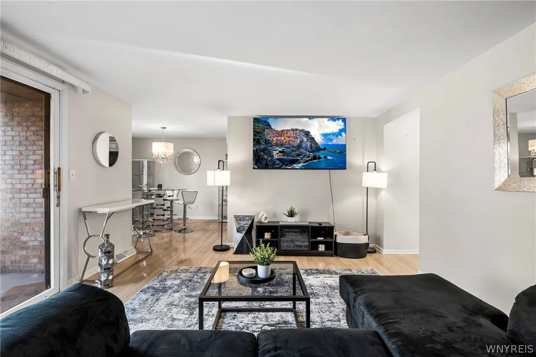 80 Groton Drive 2, Amherst, New York 14228, Amherst, New York 14228, 2 Bedrooms Bedrooms, 6 Rooms Rooms,1 BathroomBathrooms,Residential,For Sale,80 Groton Drive 2, Amherst, New York 14228,0,B1671809