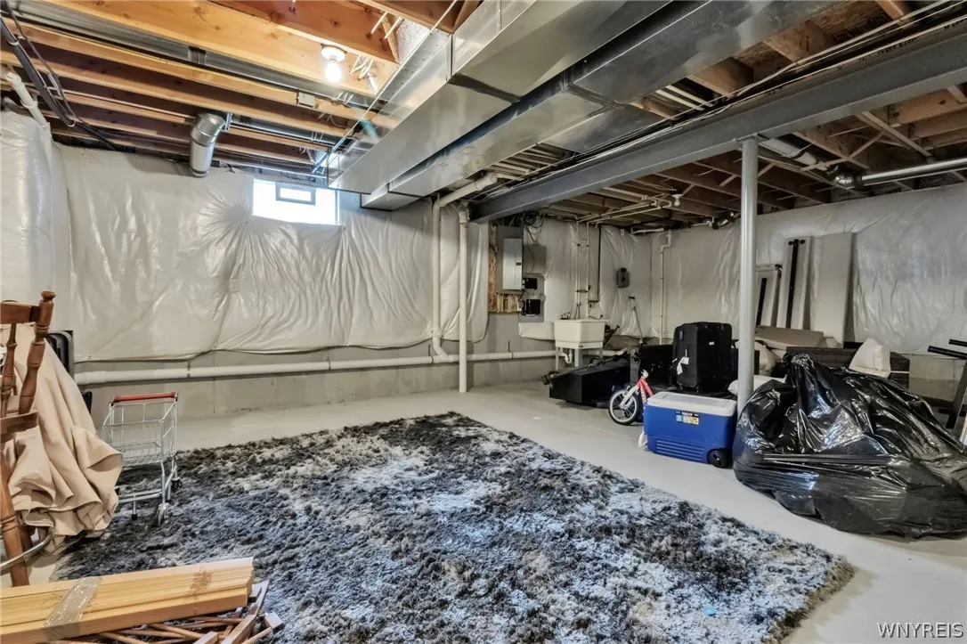 2379 Agassiz Drive, Hamburg, New York 14085, Hamburg, New York 14085, 3 Bedrooms Bedrooms, 8 Rooms Rooms,2 BathroomsBathrooms,Residential,For Sale,2379 Agassiz Drive, Hamburg, New York 14085,0,B1669063