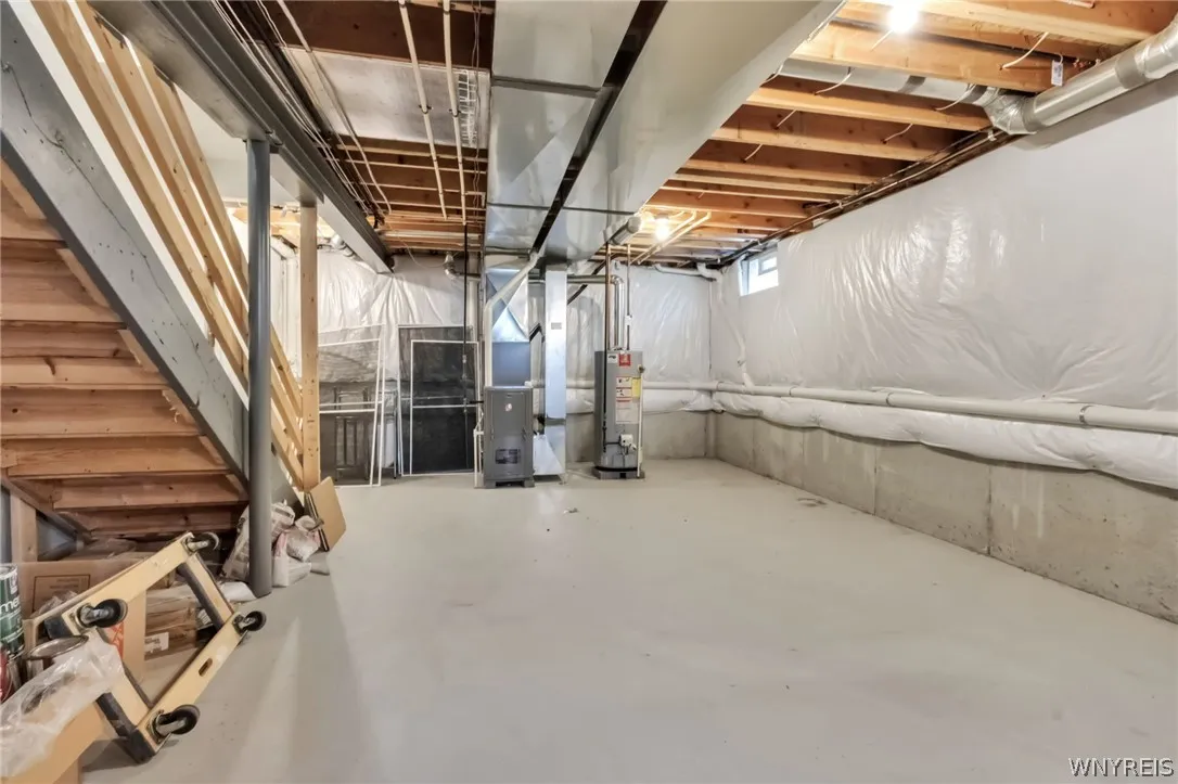 2379 Agassiz Drive, Hamburg, New York 14085, Hamburg, New York 14085, 3 Bedrooms Bedrooms, 8 Rooms Rooms,2 BathroomsBathrooms,Residential,For Sale,2379 Agassiz Drive, Hamburg, New York 14085,0,B1669063