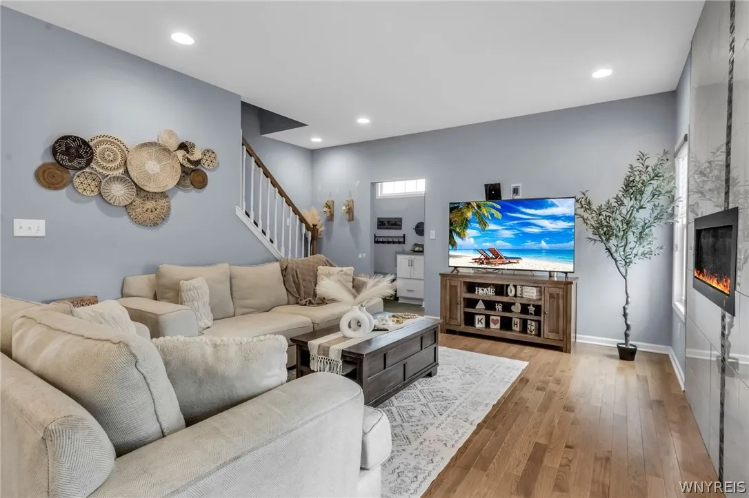 2379 Agassiz Drive, Hamburg, New York 14085, Hamburg, New York 14085, 3 Bedrooms Bedrooms, 8 Rooms Rooms,2 BathroomsBathrooms,Residential,For Sale,2379 Agassiz Drive, Hamburg, New York 14085,0,B1669063