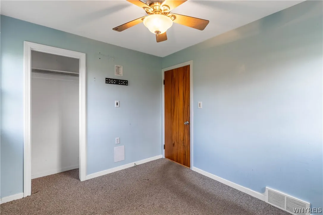 11020 Transit Road, Amherst, New York 14051, Amherst, New York 14051, 3 Bedrooms Bedrooms, 7 Rooms Rooms,1 BathroomBathrooms,Residential,For Sale,11020 Transit Road, Amherst, New York 14051,0,B1670429
