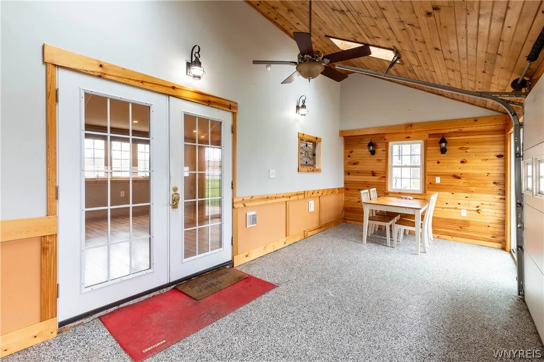 11020 Transit Road, Amherst, New York 14051, Amherst, New York 14051, 3 Bedrooms Bedrooms, 7 Rooms Rooms,1 BathroomBathrooms,Residential,For Sale,11020 Transit Road, Amherst, New York 14051,0,B1670429