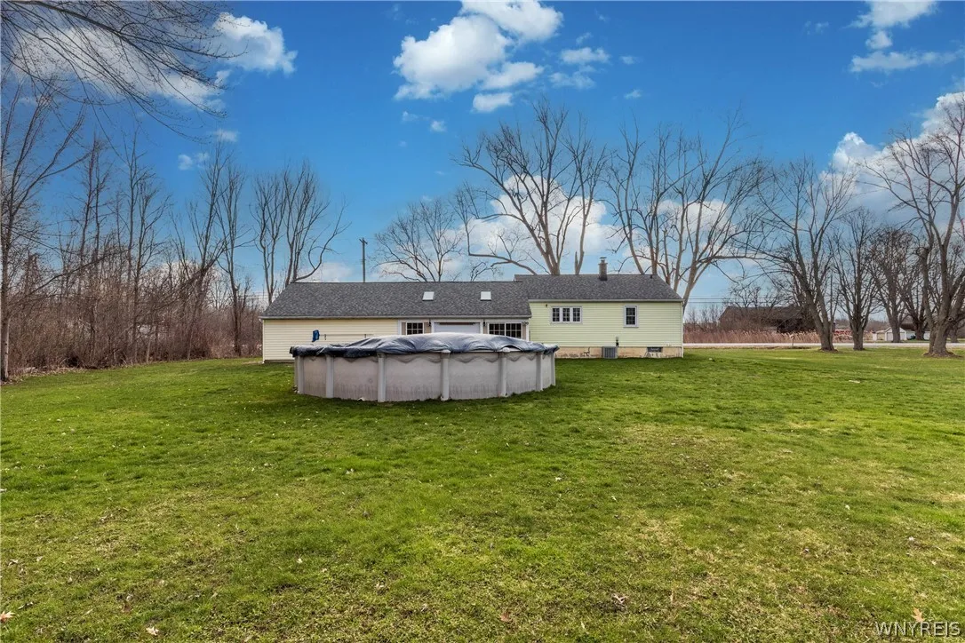 11020 Transit Road, Amherst, New York 14051, Amherst, New York 14051, 3 Bedrooms Bedrooms, 7 Rooms Rooms,1 BathroomBathrooms,Residential,For Sale,11020 Transit Road, Amherst, New York 14051,0,B1670429