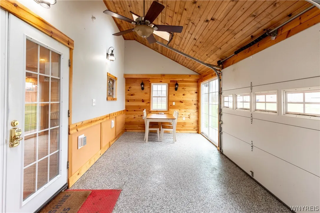 11020 Transit Road, Amherst, New York 14051, Amherst, New York 14051, 3 Bedrooms Bedrooms, 7 Rooms Rooms,1 BathroomBathrooms,Residential,For Sale,11020 Transit Road, Amherst, New York 14051,0,B1670429