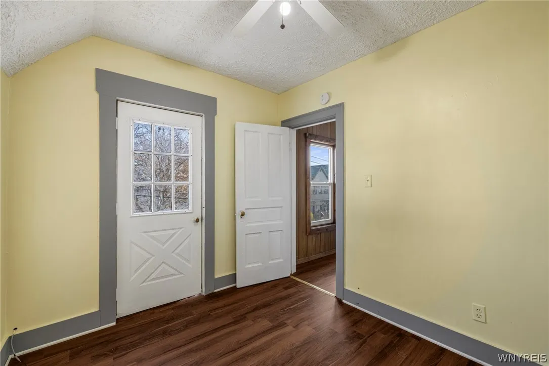 66 Lewis Street, Buffalo, New York 14206, Buffalo, New York 14206, 4 Bedrooms Bedrooms, ,2 BathroomsBathrooms,Residential,For Sale,66 Lewis Street, Buffalo, New York 14206,0,B1672084