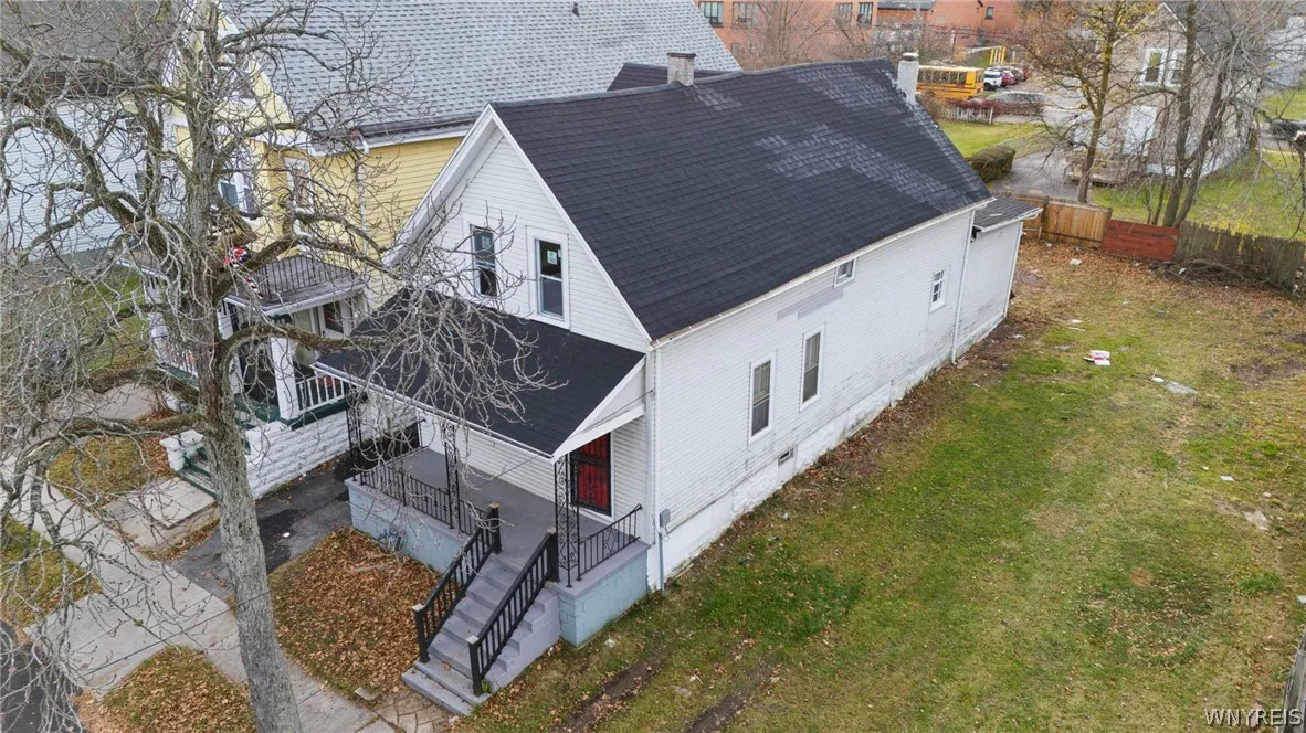 66 Lewis Street, Buffalo, New York 14206, Buffalo, New York 14206, 4 Bedrooms Bedrooms, ,2 BathroomsBathrooms,Residential,For Sale,66 Lewis Street, Buffalo, New York 14206,0,B1672084