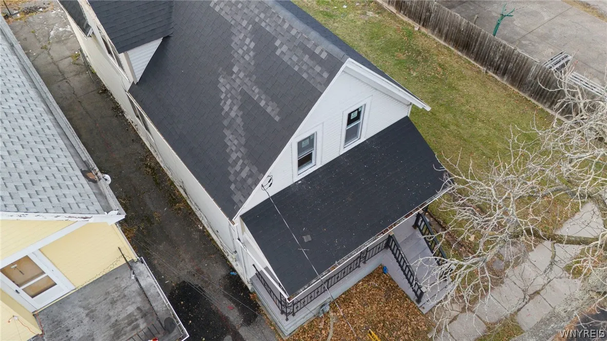 66 Lewis Street, Buffalo, New York 14206, Buffalo, New York 14206, 4 Bedrooms Bedrooms, ,2 BathroomsBathrooms,Residential,For Sale,66 Lewis Street, Buffalo, New York 14206,0,B1672084