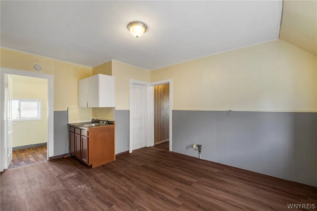 66 Lewis Street, Buffalo, New York 14206, Buffalo, New York 14206, 4 Bedrooms Bedrooms, ,2 BathroomsBathrooms,Residential,For Sale,66 Lewis Street, Buffalo, New York 14206,0,B1672084