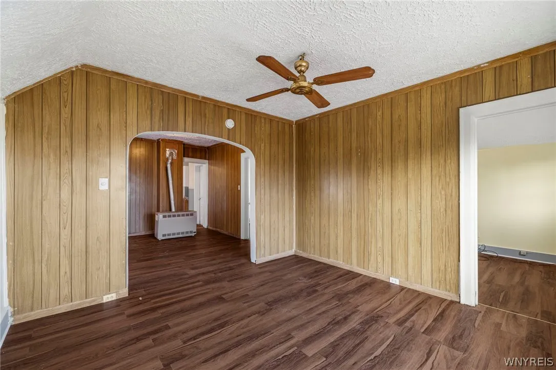 66 Lewis Street, Buffalo, New York 14206, Buffalo, New York 14206, 4 Bedrooms Bedrooms, ,2 BathroomsBathrooms,Residential,For Sale,66 Lewis Street, Buffalo, New York 14206,0,B1672084