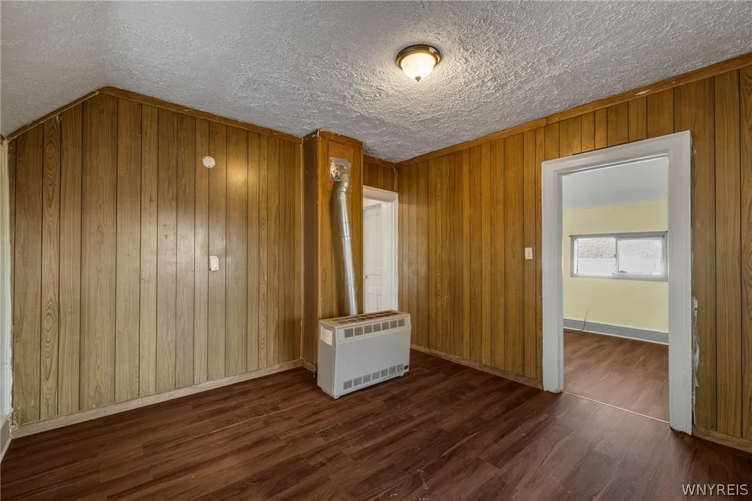 66 Lewis Street, Buffalo, New York 14206, Buffalo, New York 14206, 4 Bedrooms Bedrooms, ,2 BathroomsBathrooms,Residential,For Sale,66 Lewis Street, Buffalo, New York 14206,0,B1672084